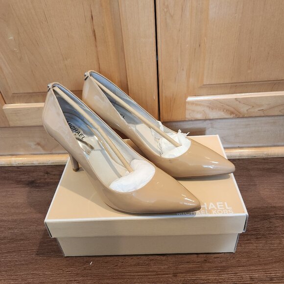Michael Kors MK-Flex Mid Pump, Nude Patent, 10M, never worn, with box - Picture 1 of 5